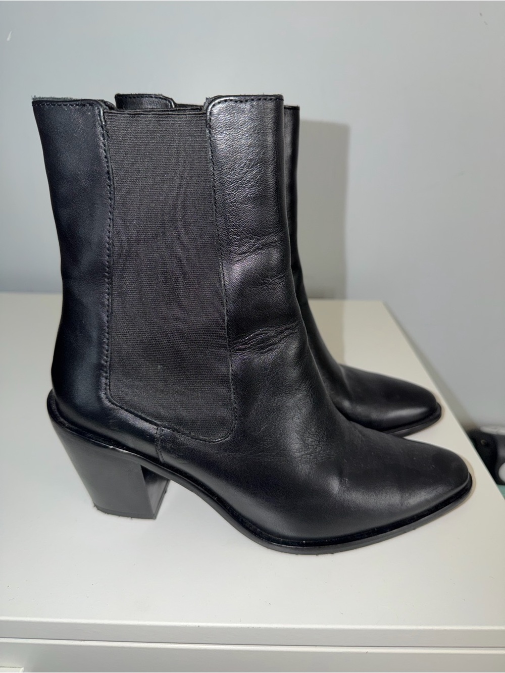 Zara Black Leather Chelsea Ankle Boots Block Heel Size 39 / US 8